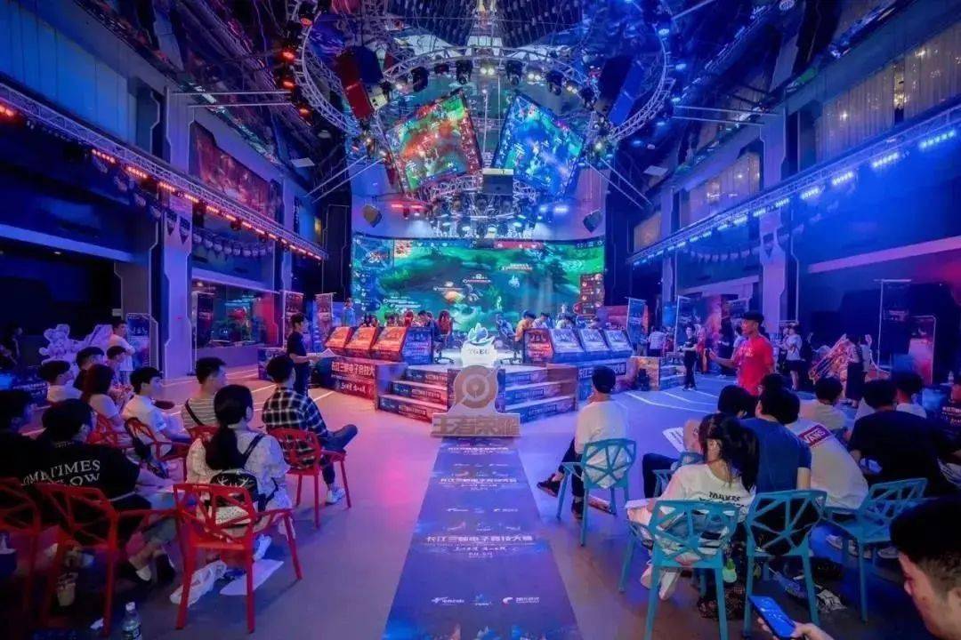 于洛杉矶湖