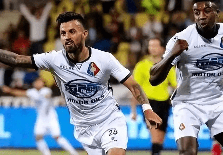 入了一个 入了一个