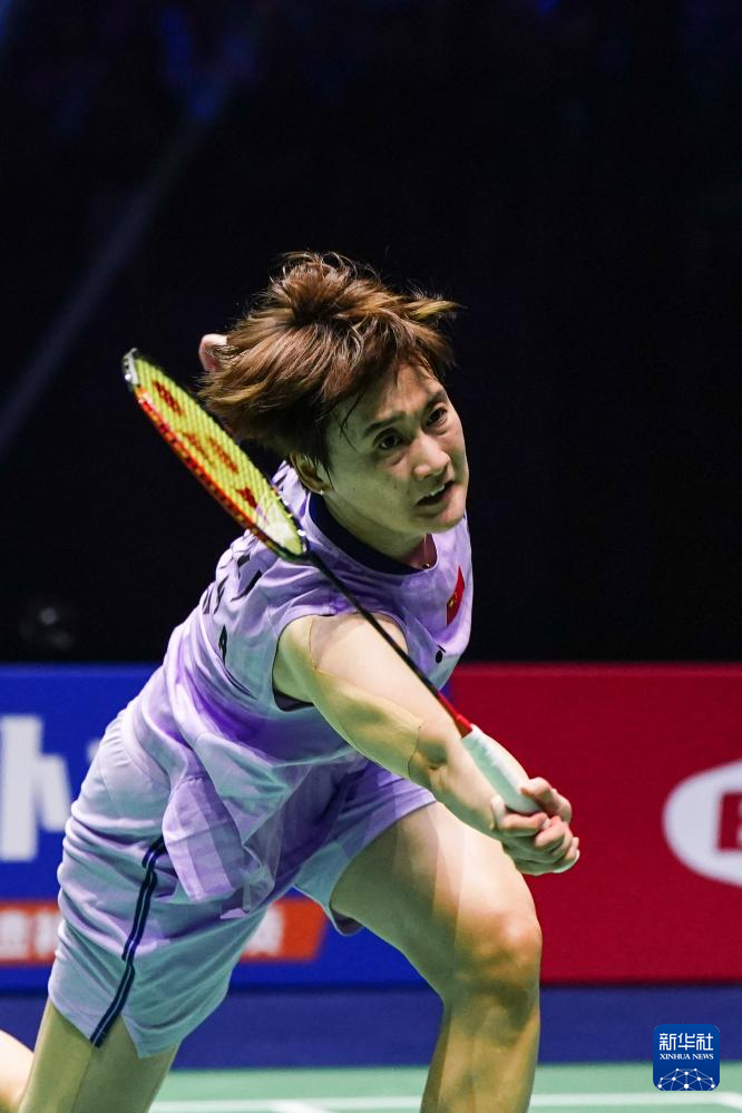 不甘示弱 不甘示弱