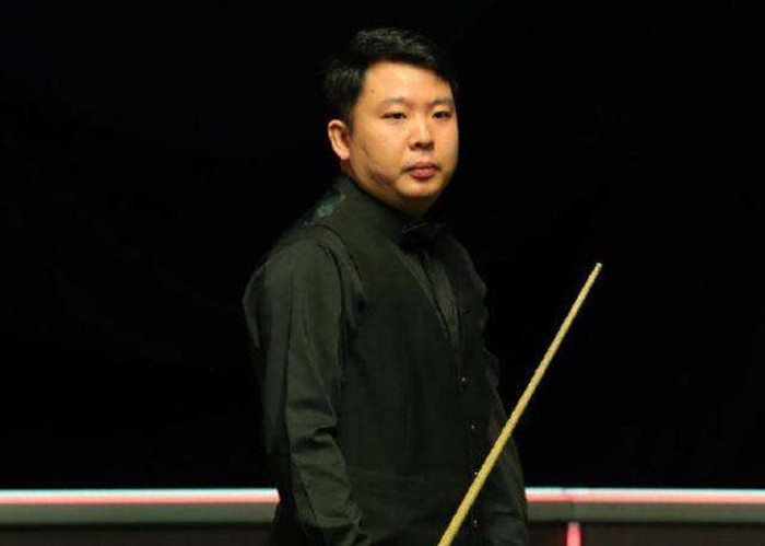 年运动员的 年运动员的